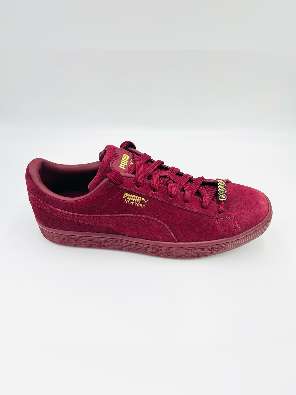 Puma Suede Classic NYC Flagship Sneakers Women 9 Zinfandel Gold Big Apple - Picture 3 of 11